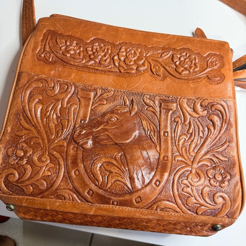VINTAGE Western Tooled Brown Leather Horse Horseshoe Shoulder Bag Medium Purse - Picture 2 of 11